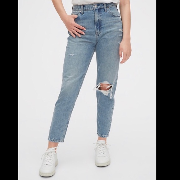 🆕 GAP High Rise Destructed Mom Jeans - Picture 2 of 4